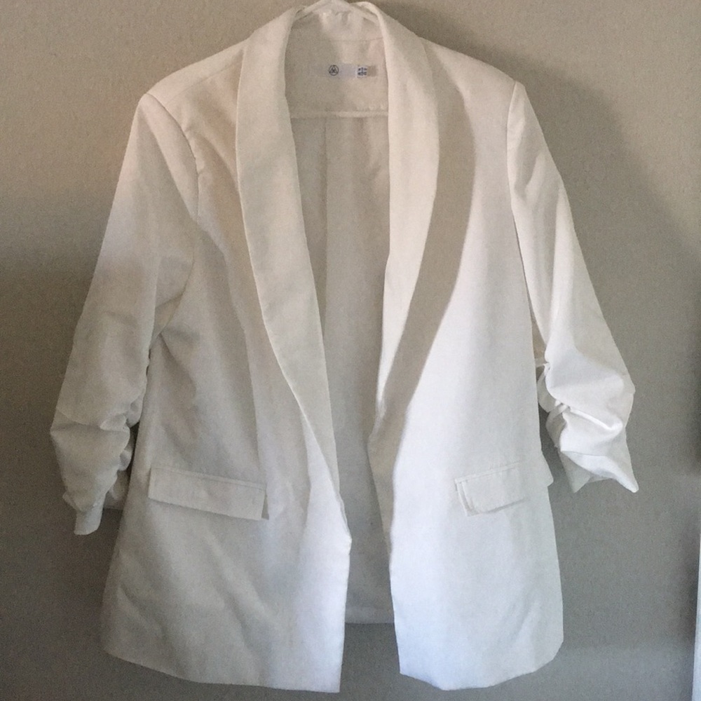 Missguided oversized white blazer